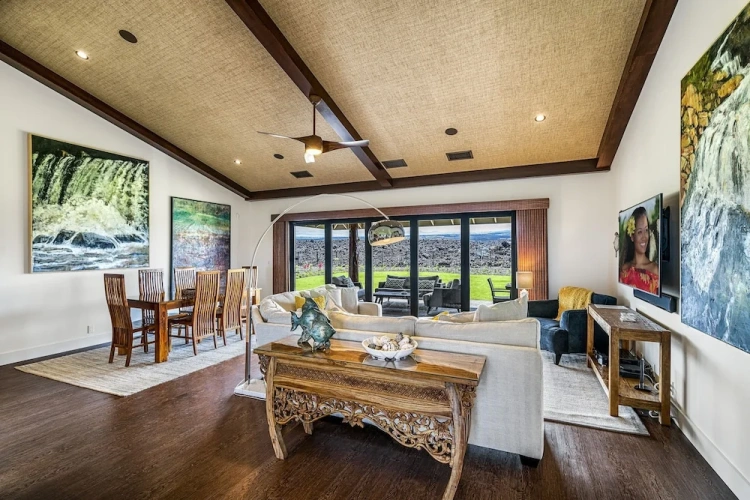 3 Bedrooms Cottage