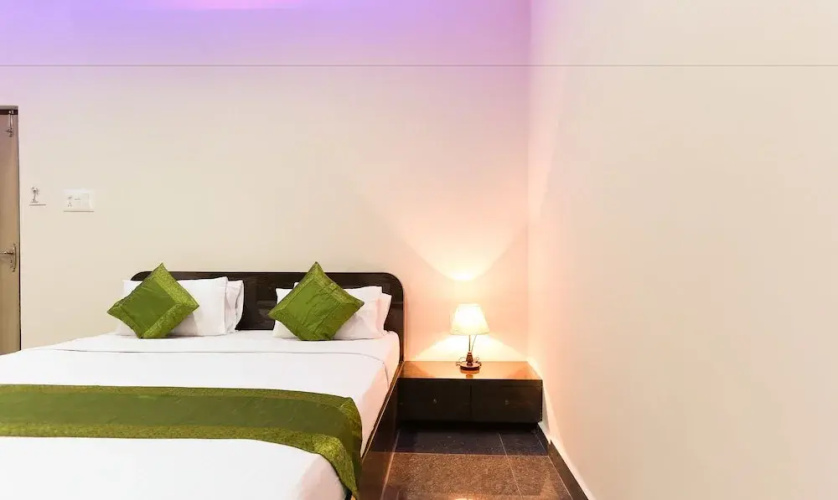 Treebo Manasa Residency