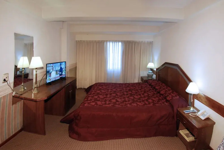 Art Deco Hotel & Suites