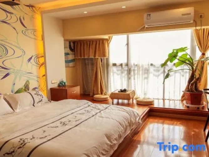 Standard Double room with city view