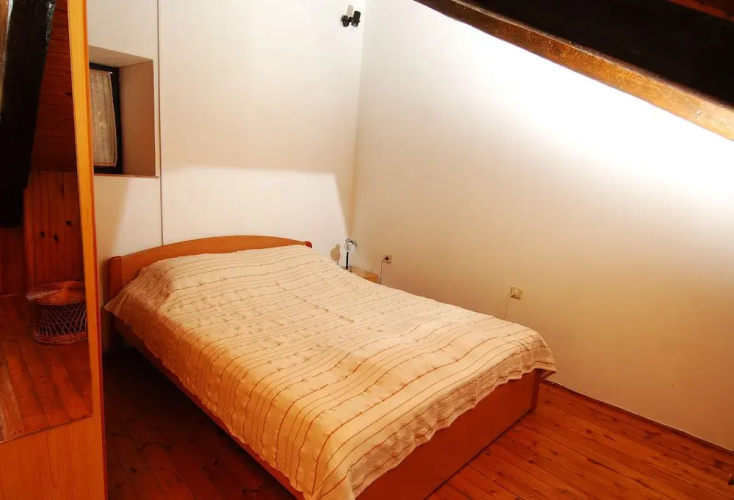 A4 Apartment for Four