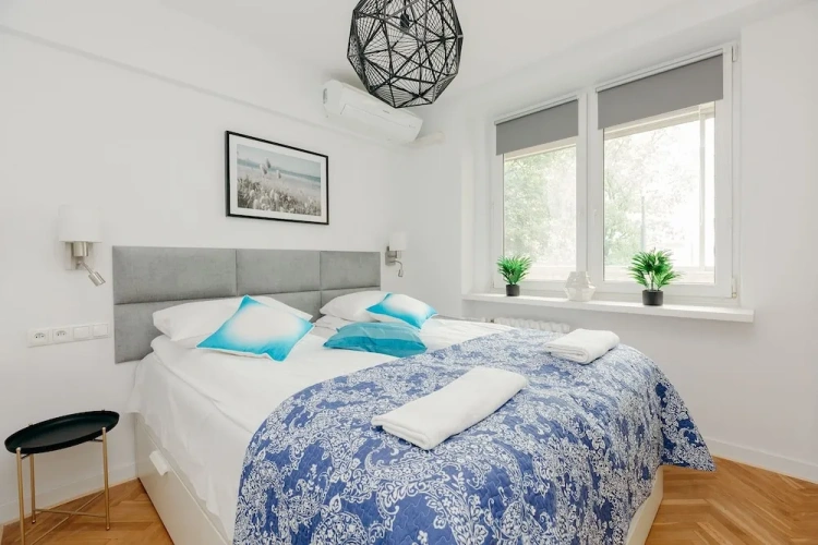 1 Bedroom Apartment with city view