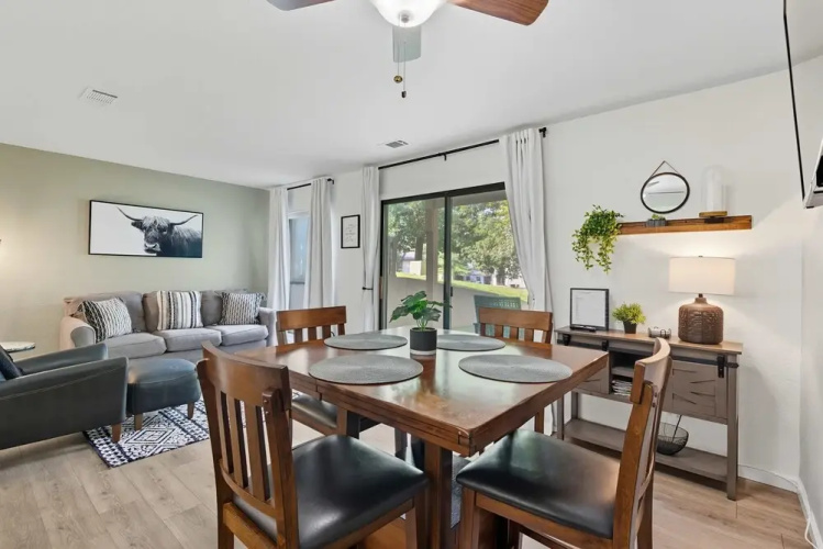 Branson Getaway Retreat For 4
