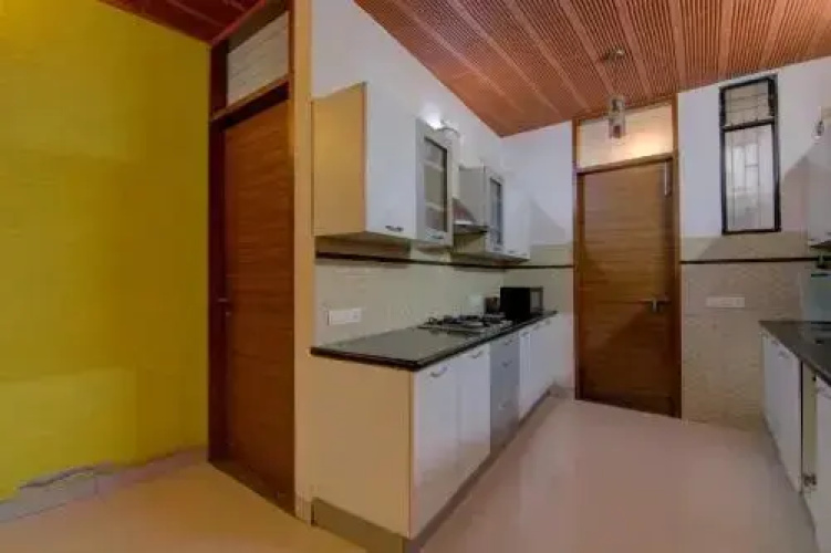 Sunshine Suites