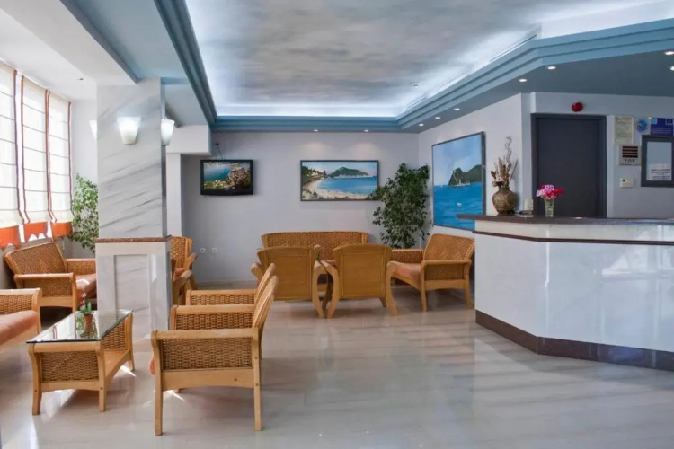 Hotel Serenity Tolo