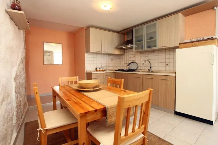 1 Bedroom Apartment with sea view