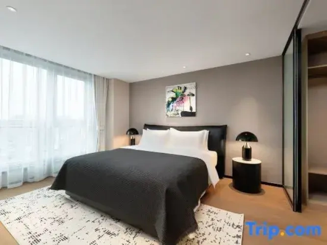 1 Bedroom Suite
