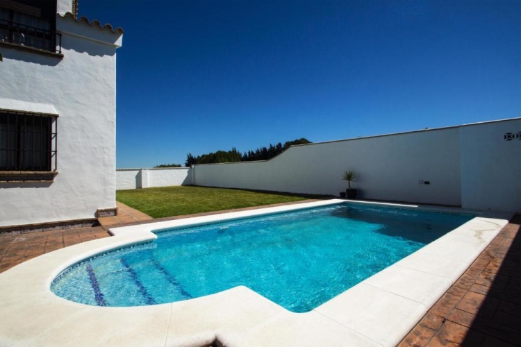 3 Bedrooms Villa