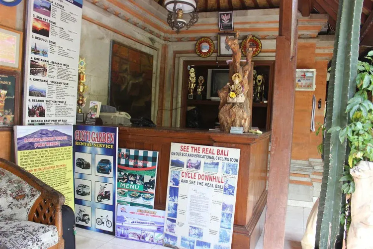 Gusti Garden Bungalows