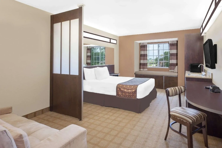 Double Suite