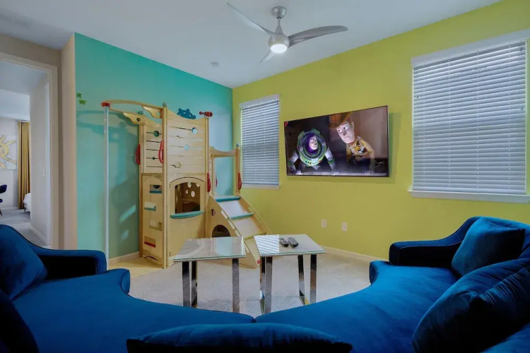 Sr018v: 8 Bed, Pandora, Spongebob, Pool, Shuffle Board