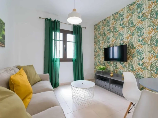 2 Bedrooms Apartment