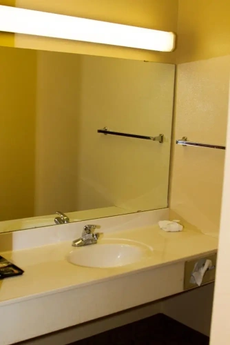 Standard Double Suite
