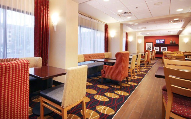 Hampton Inn Champaign/Urbana photo 20