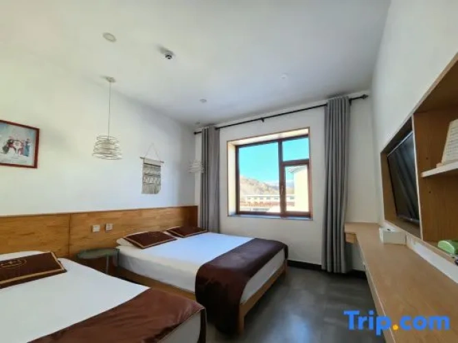 Standard Twin Family room