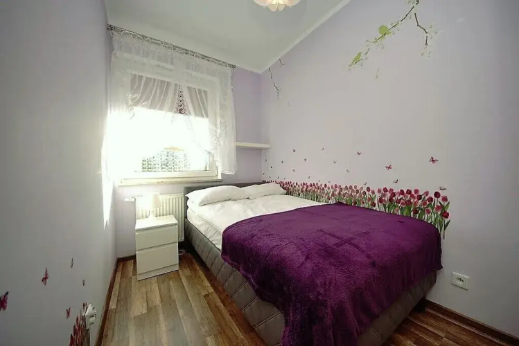 BillBerry Apartments - Floral wave