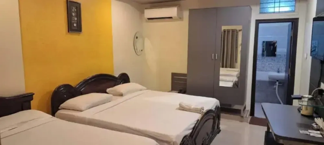 Deluxe Quadruple room
