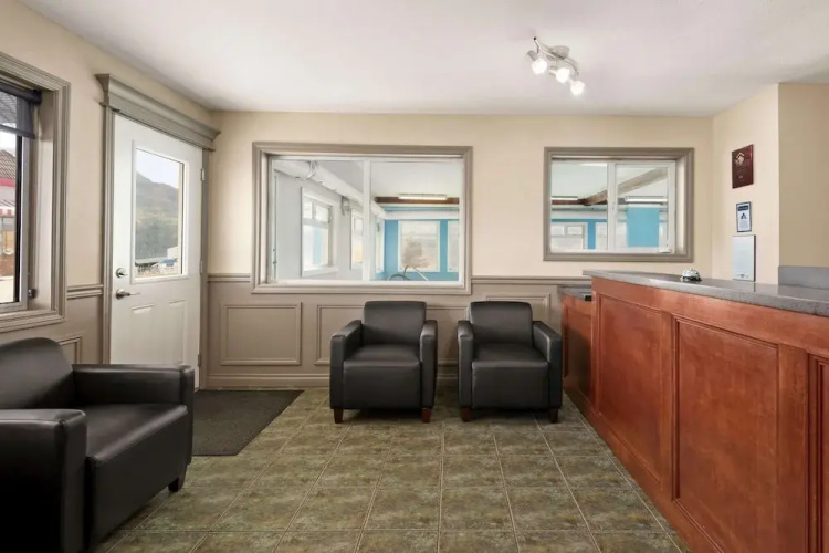 Travelodge Salmon Arm BC
