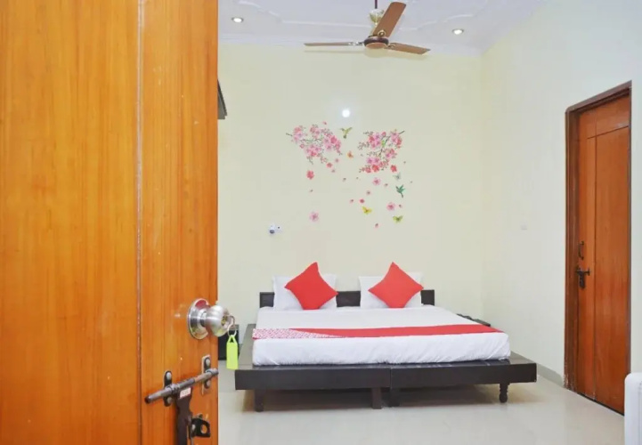 Red Cliff By OYO Rooms