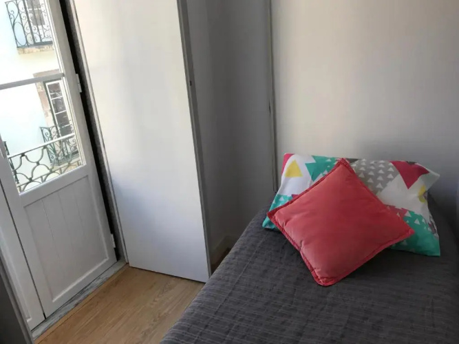 Apartment Yellow Bica