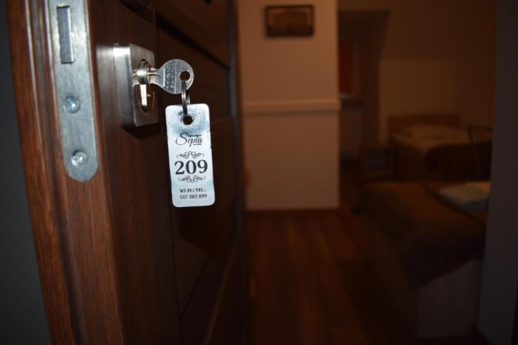 Economy Twin room