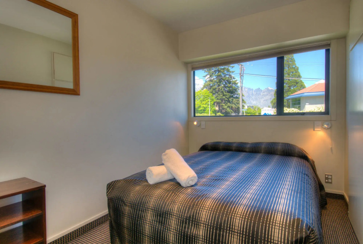 Four Seasons Motel