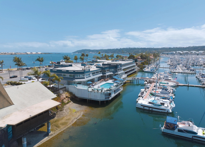 Bay Club & Marina photo 24