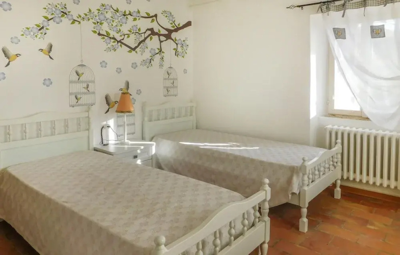 Beautiful Home in Cingoli With 3 Bedrooms and Wifi