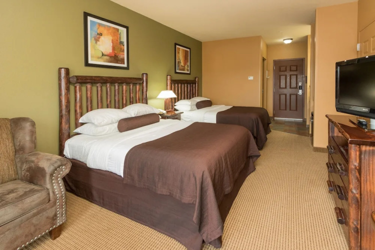 Wilderness at the Smokies - Stone Hill Lodge