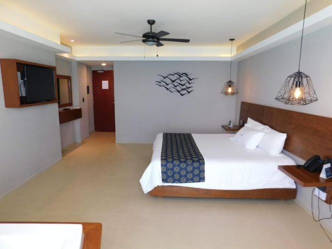 Standard Double room with bay view