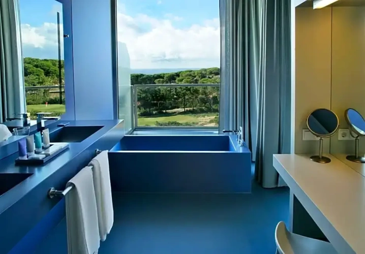 Family Apartment with balcony