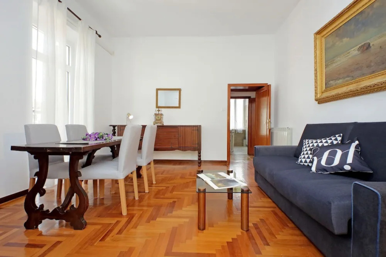 4bnb - Queen Mary Vatican Home