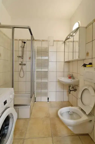 Flatprovider - Cosy Central Apartment