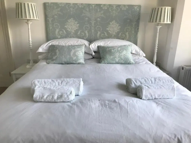 Standard Single room with view