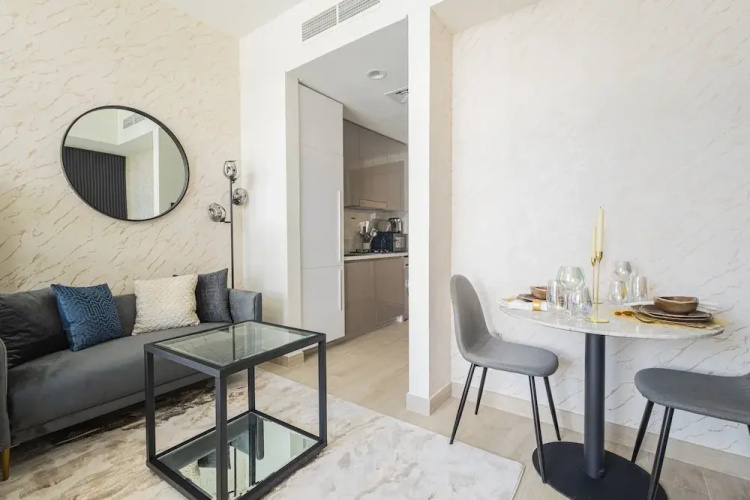 Nasma Holiday Homes - Azizi Riviera