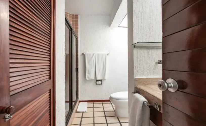 Stella Maris Three Bedroom Villa