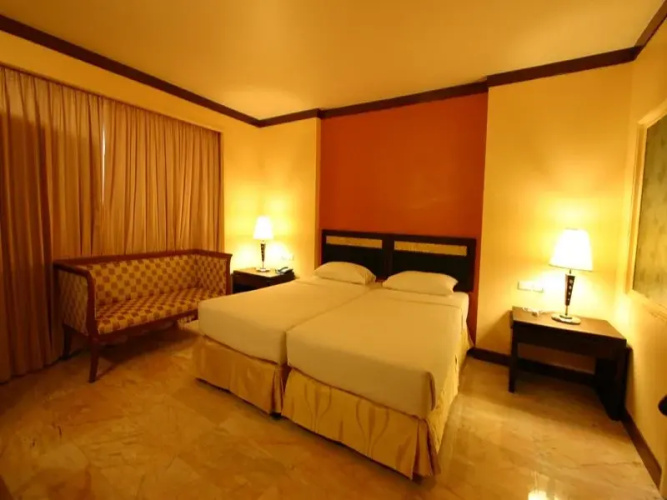 Saraburi Inn