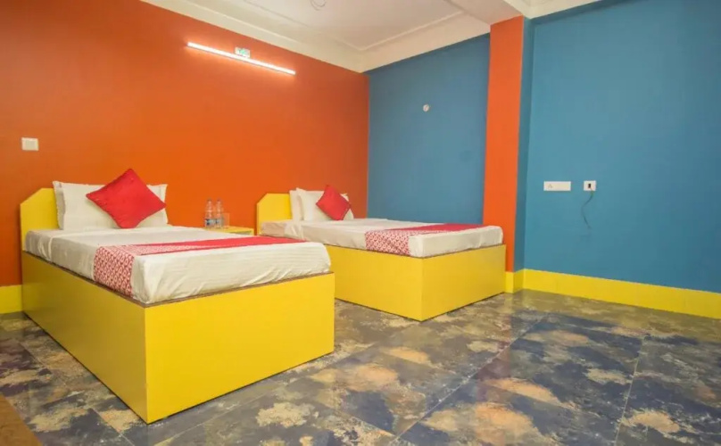 Relax Lodge By OYO Rooms
