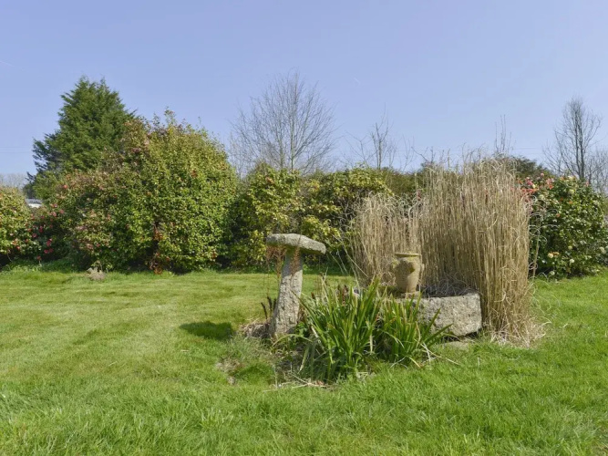 Lily Cottage