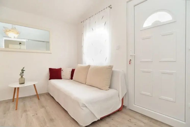 Apartment 1363