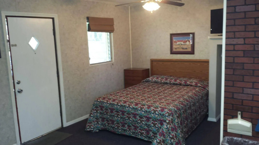 Golden Arrow Resort