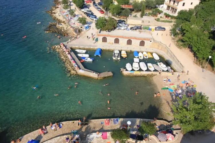 Apartment Marina