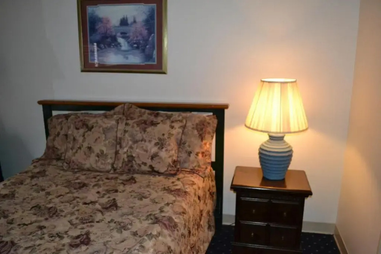 River Place Condos 410 3BD