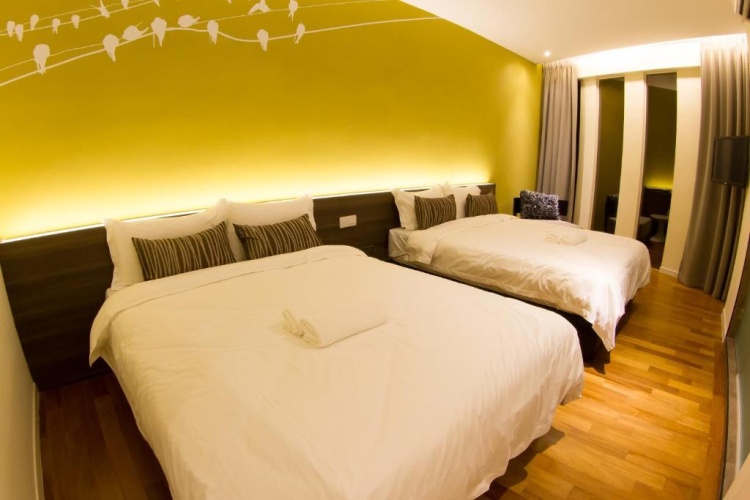 Quadruple Suite