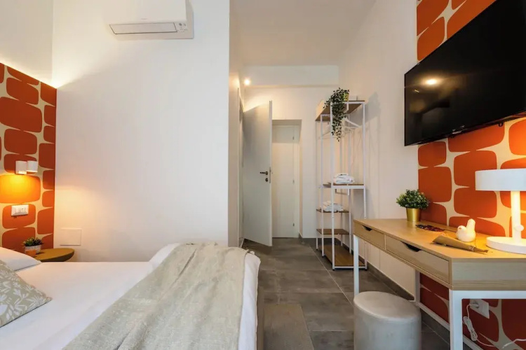 Cornelia Vatican Suites