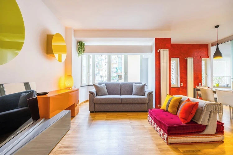 2 Bedrooms Apartment