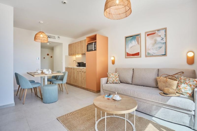 1 Bedroom Quadruple Apartment