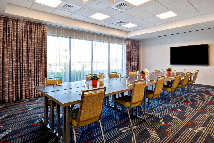 Hampton Inn & Suites Las Vegas Convention Center photo 28