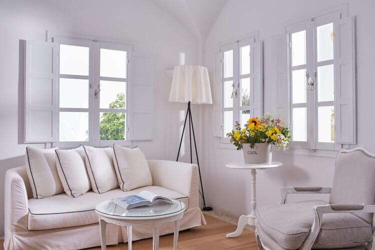 Kirini Suites & Spa HotelOver view