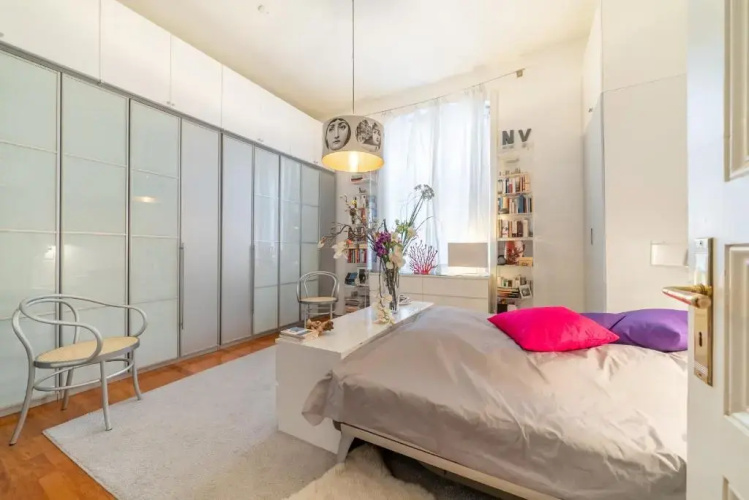 Id 6750 | Private Apartment